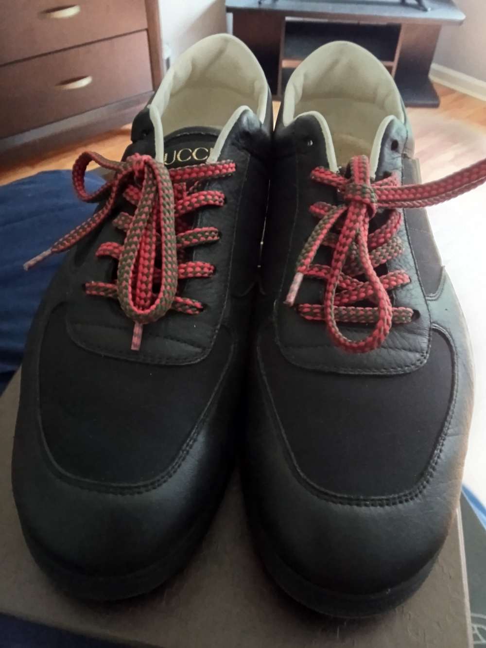 Gucci Men’s Black Sneakers with Red Accent Laces